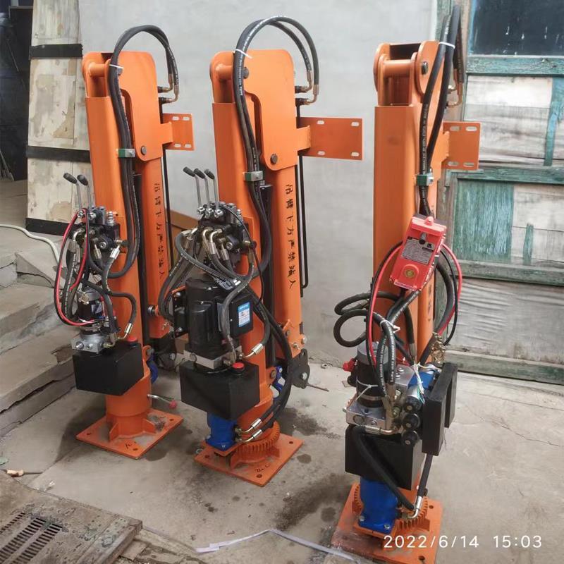 嘉义县重汽蓝牌随车吊 3.2吨 国六动力强 液压驱动 农用自卸起重机